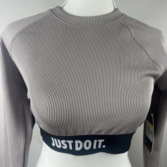Nike Just Do It Ribbed Crop Top Shirt Size S NWT Taupe NWT Long Sleeve - Picture 3 of 11